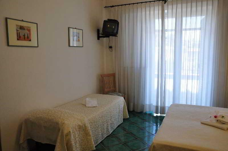 Hotel La Marticana Іскія Екстер'єр фото