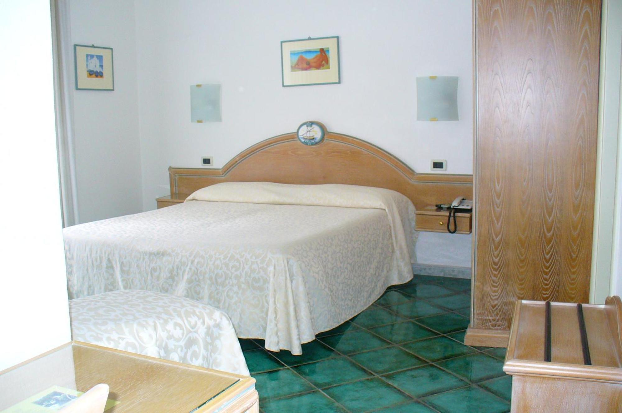 Hotel La Marticana Іскія Екстер'єр фото